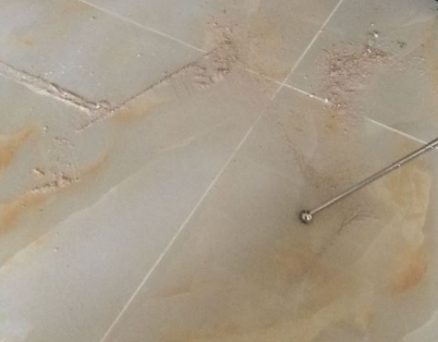 广州市瓷砖空鼓维修公司分享粘合剂选择不当在瓷砖铺贴过程中可能导致以下问题